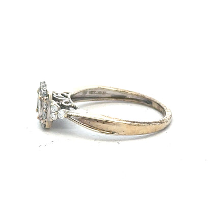 9ct White Gold Diamond Ring Size N 2.3g