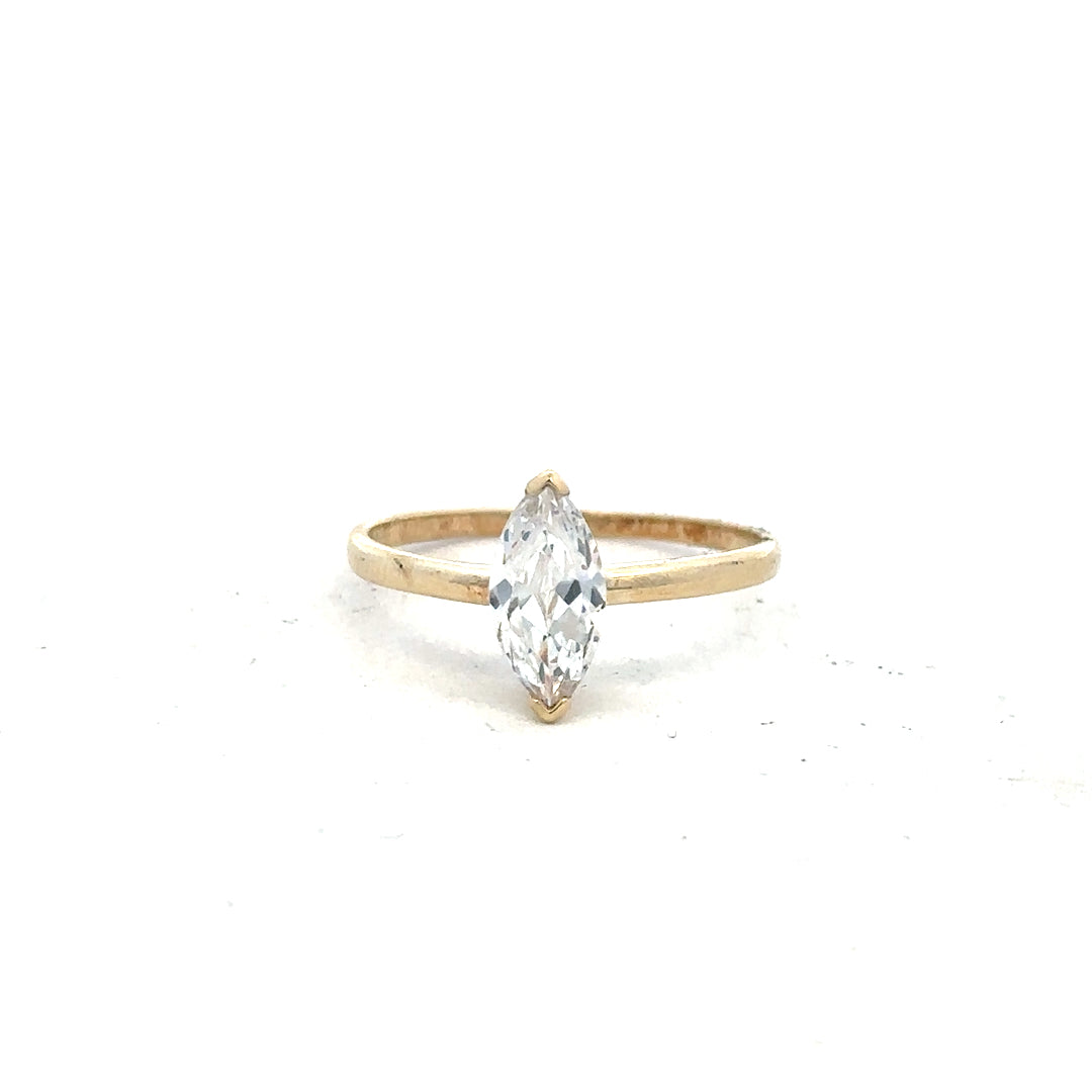 9ct yellow gold ring size P (sh25654b)
