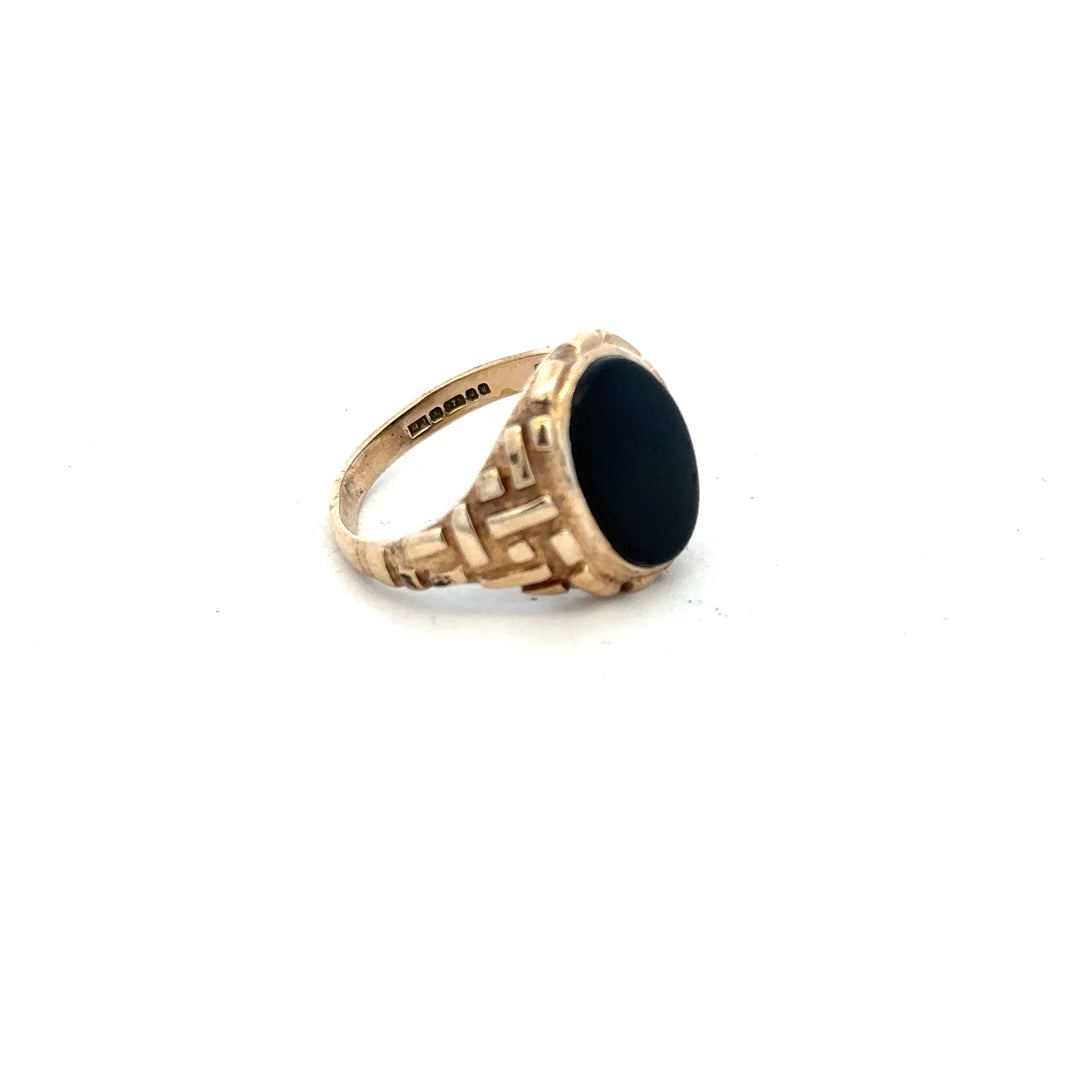 9ct yellow gold ring size W (sh26158b)