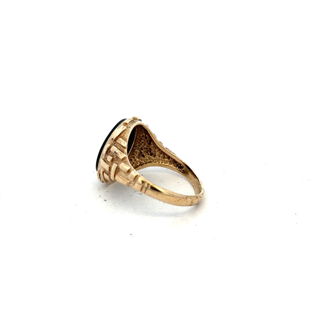 9ct yellow gold ring size W (sh26158b)