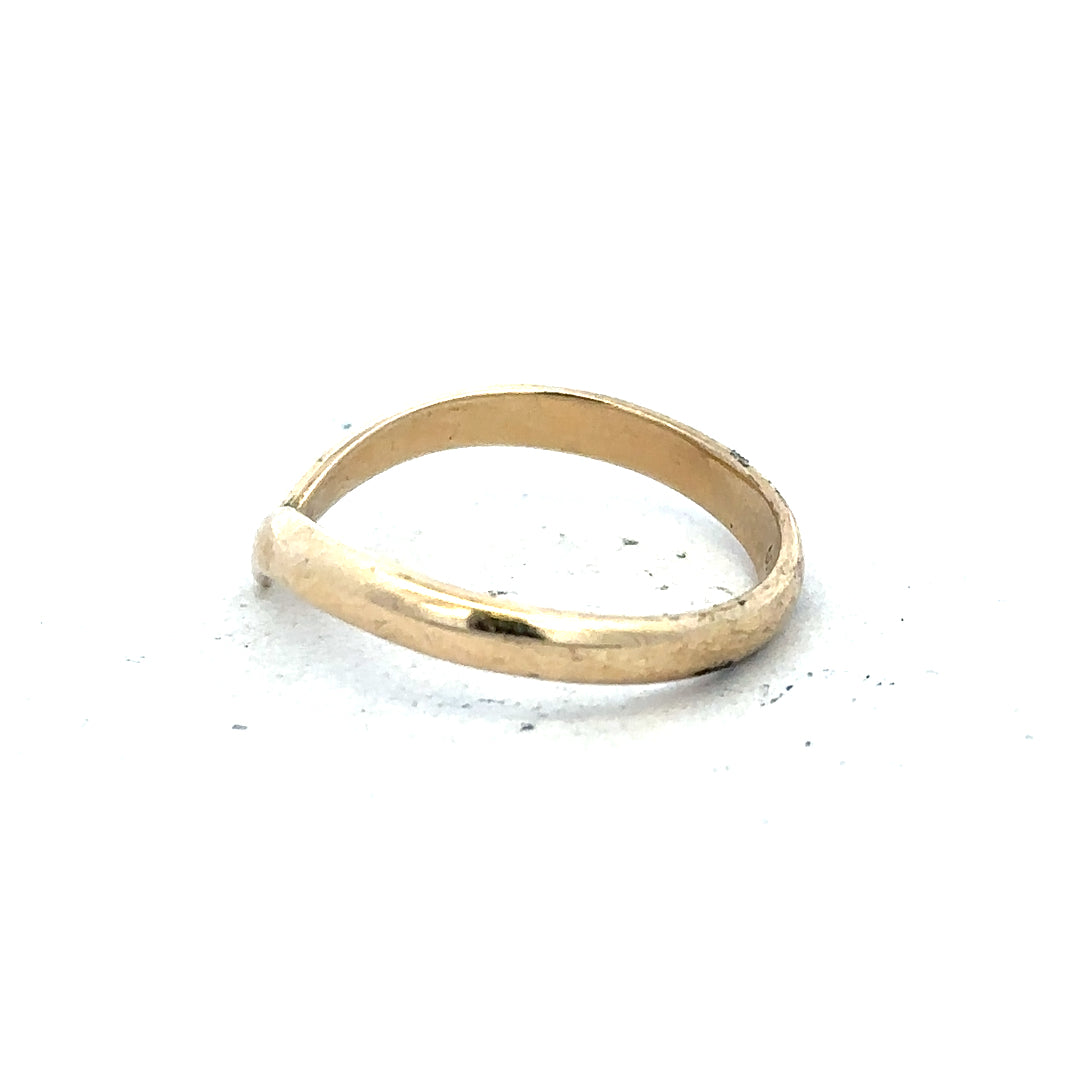 9ct yellow gold ring size M (sh26278b)