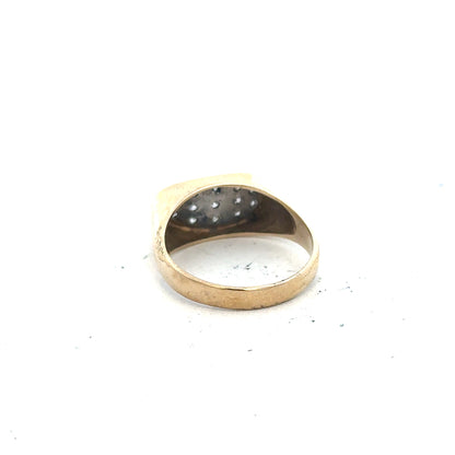9ct yellow gold ring size R (sh26264b)