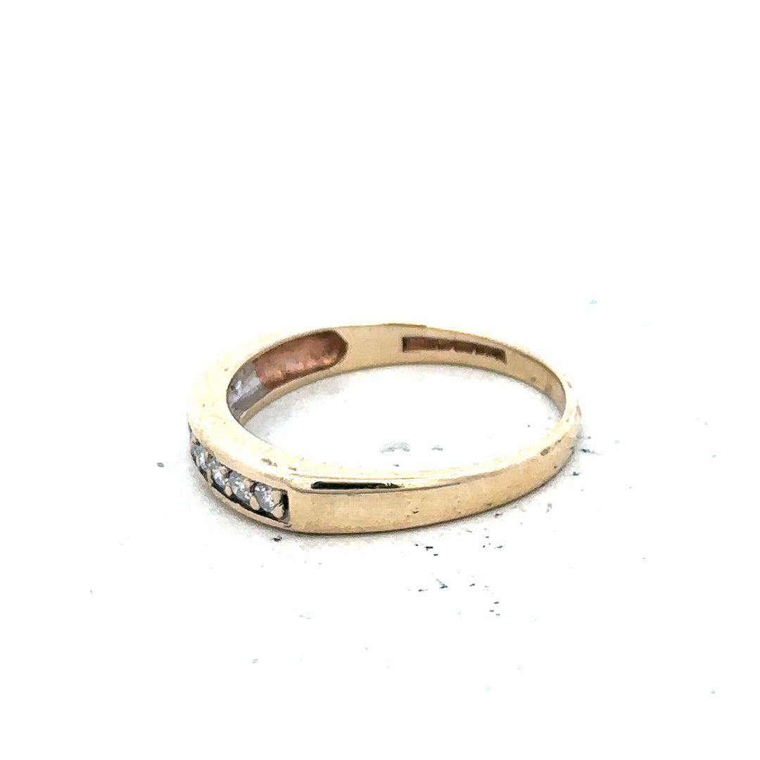 9ct yellow gold diamond ring size K1/2 (sh25074l)