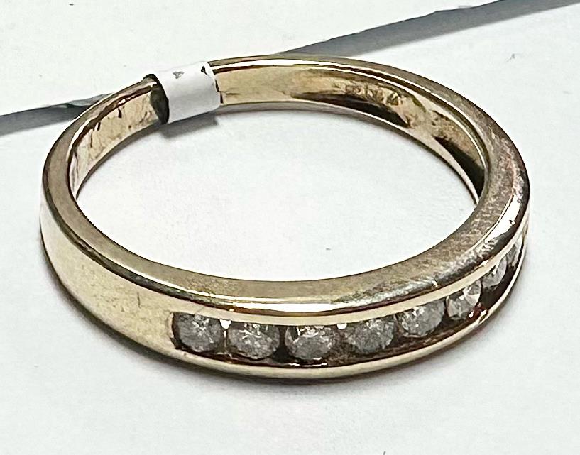 9ct yellow gold diamond ring size K1/2