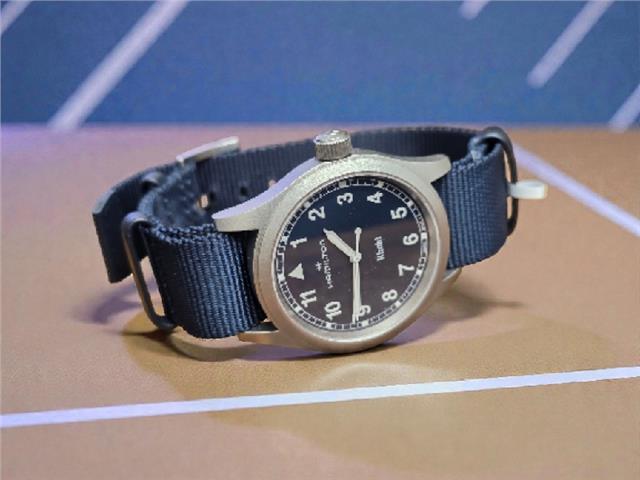 Hamilton khaki watch Age 2025 (sh24214l)