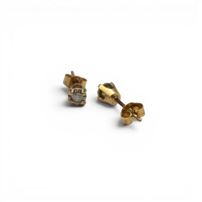 9ct yellow gold diamond stud earings sh26266b