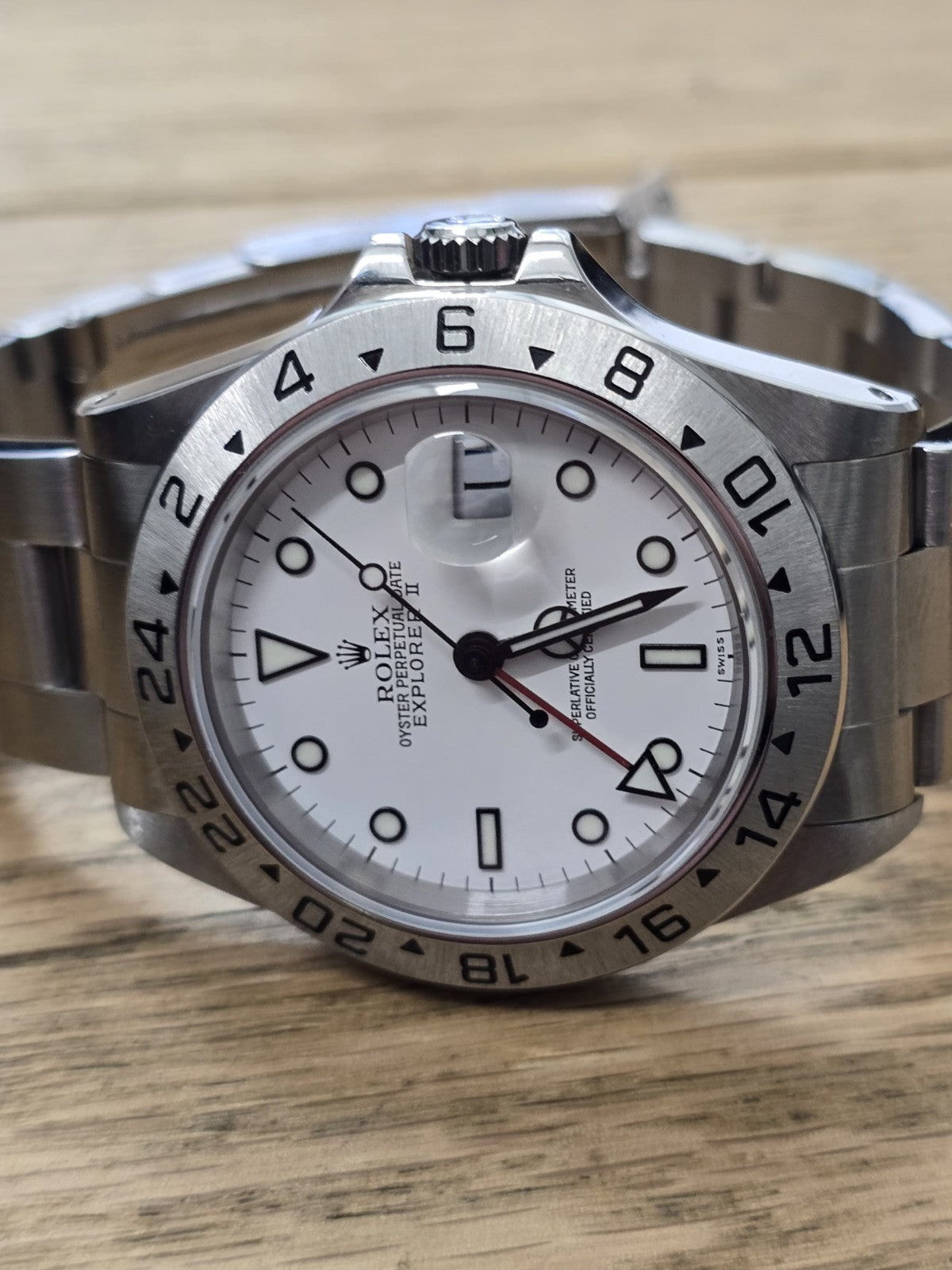 rolex explorer 2, Model 16570, polar swiss only, Age 1999,  (Sh26725b)