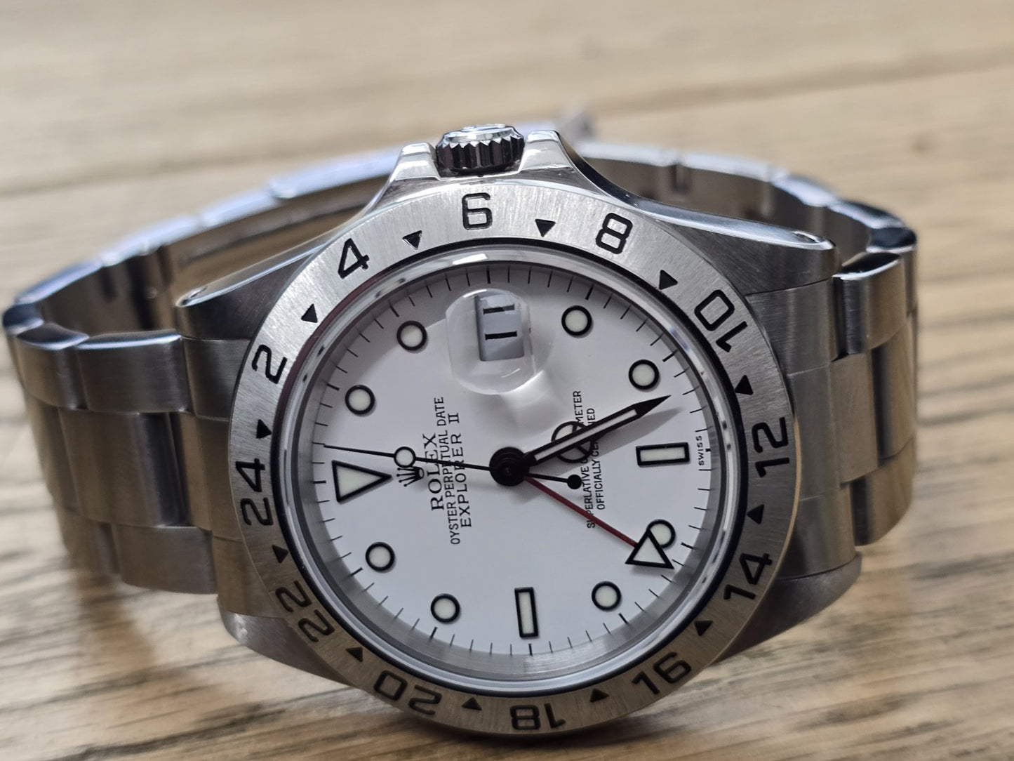 rolex explorer 2, Model 16570, polar swiss only, Age 1999,  (Sh26725b)