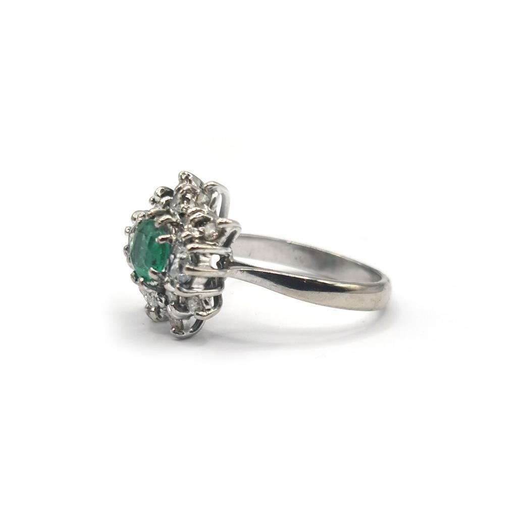 https://shared1.ad-lister.co.uk/UserImages/f9858451-6400-46df-9300-45516e64c4e1/Img/Diamondrings/18ct-065-carat-emerald--115-carat-diamond-ring-p2.jpg