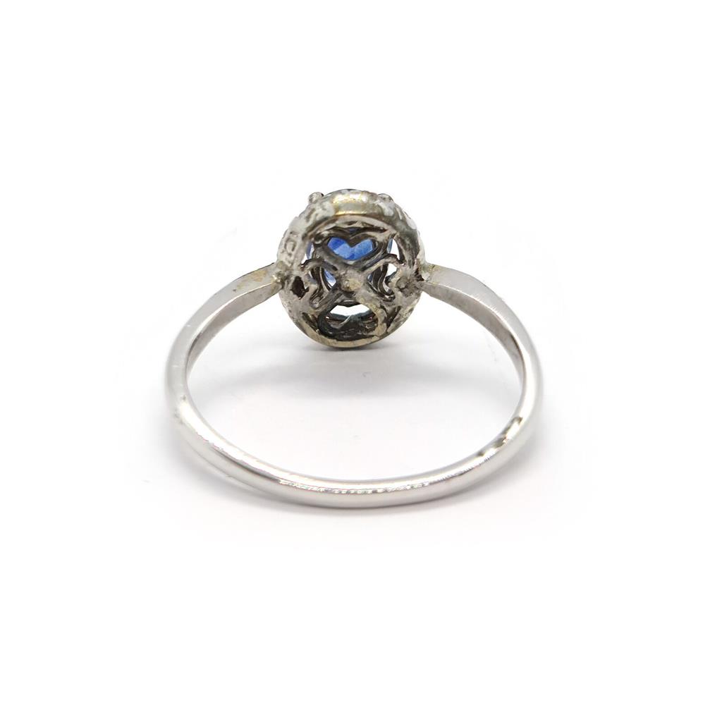 https://shared1.ad-lister.co.uk/UserImages/f9858451-6400-46df-9300-45516e64c4e1/Img/Diamondrings/18ct-sapphire--diamond-ring-p3.jpg