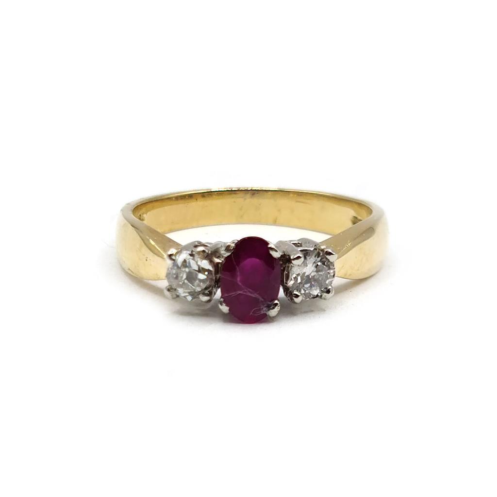 https://shared1.ad-lister.co.uk/UserImages/f9858451-6400-46df-9300-45516e64c4e1/Img/Diamondrings/18ct-yellow-gold-12-carat-ruby--030-carat-diamond-ring-p0.jpg