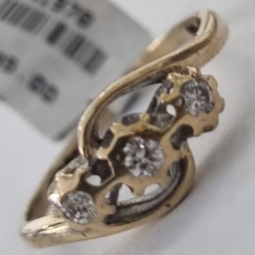 https://shared1.ad-lister.co.uk/UserImages/f9858451-6400-46df-9300-45516e64c4e1/Img/Diamondrings/9ct-yellow-gold-three-diamond-ring-Size-M-p0.jpg
